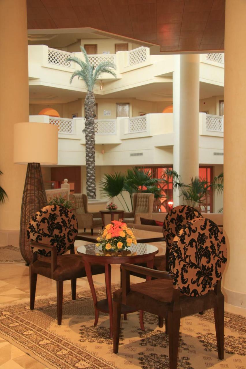 ホテル ハスドゥバル プレステージ ジェルバ メズライア インテリア 写真